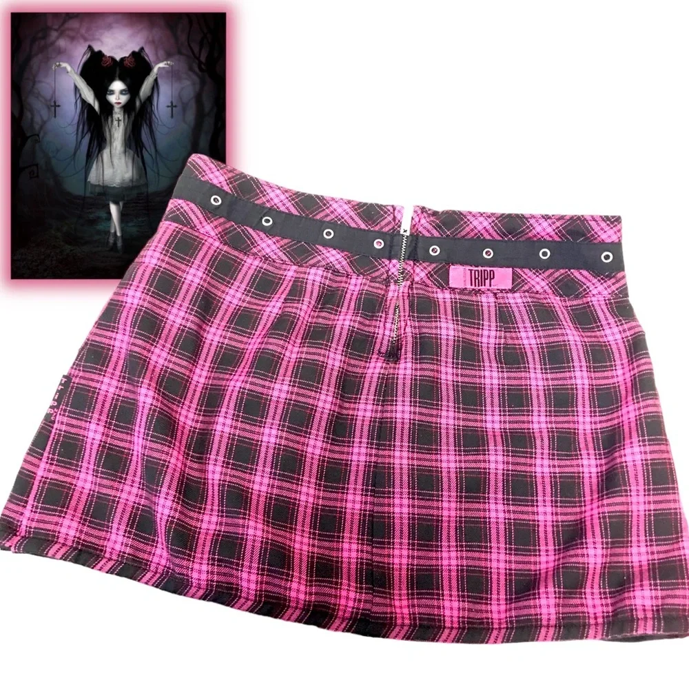 TRIPP NYC Vintage Pleated Plaid Reversible Mini Skirt - Picture 3 of 8